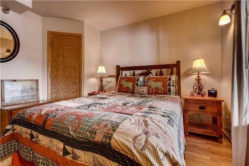 Powder Pointe 303B