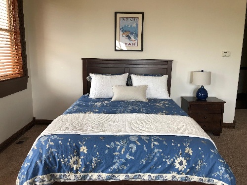 Five Bedroom on Cove Hollow